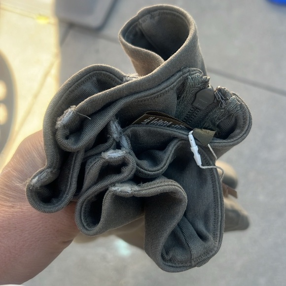 SKIMS OUTDOOR CORSET IN ARMY . NWT SIZE 4X - Picture 7 of 14